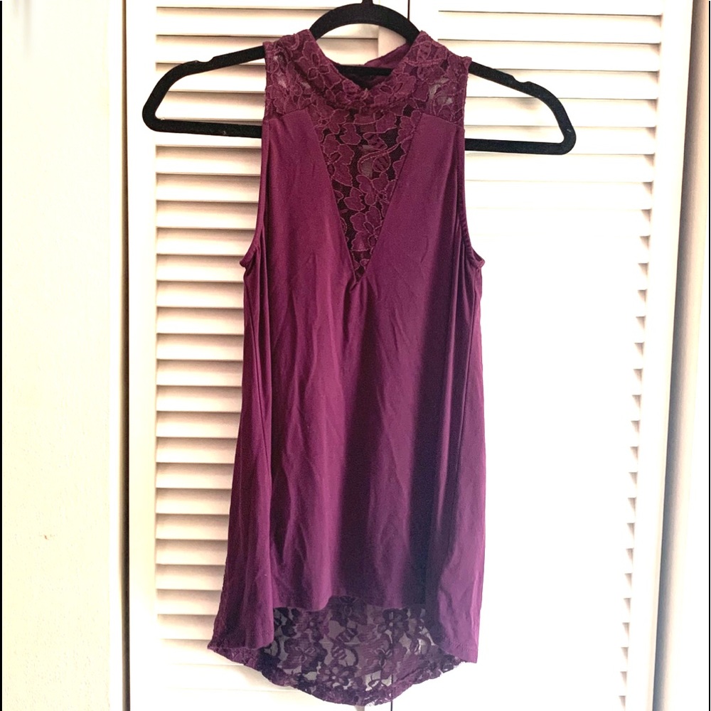 BEBE Sleeveless woman’s top